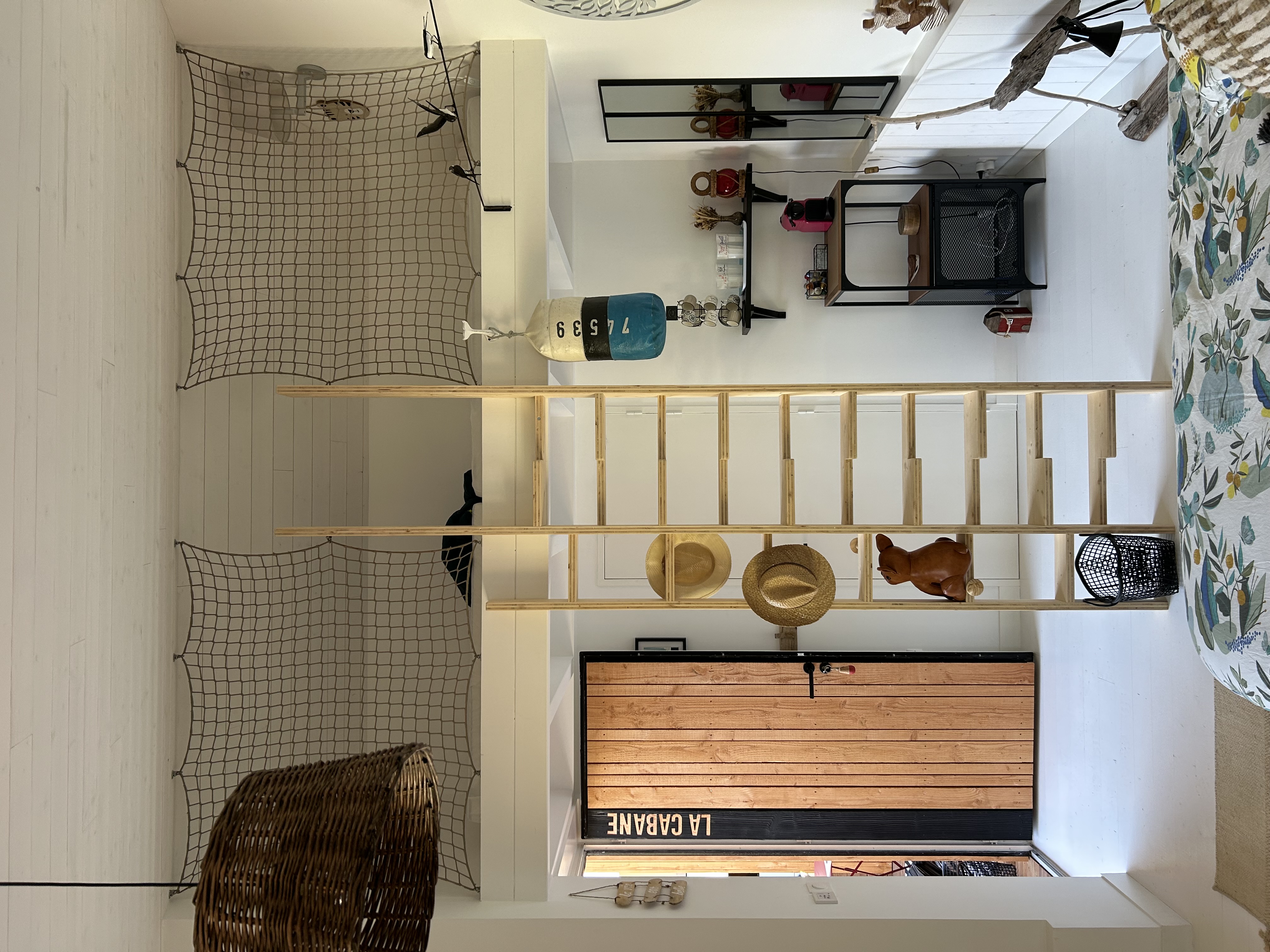 MAISON MT